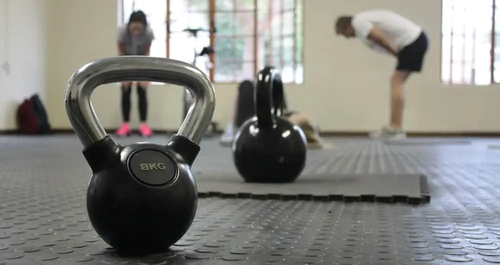 Kugelhantel: Fitter und stärker mit der Kettlebell